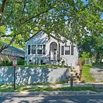Modern Dc Apartment About 6 Mi To National Mall!